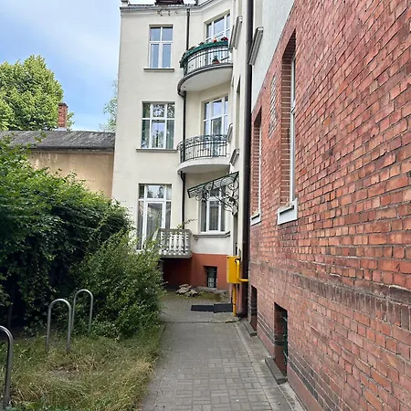 Slow 公寓 索波特